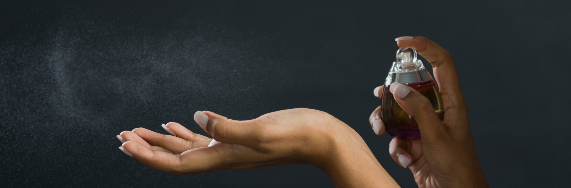how_to_apply_perfumes